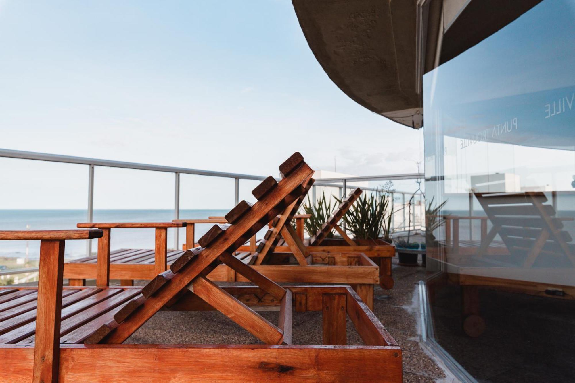 Punta Trouville Hotel Montevideo Exterior photo
